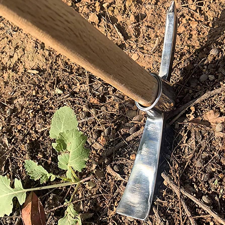 garden pick tool