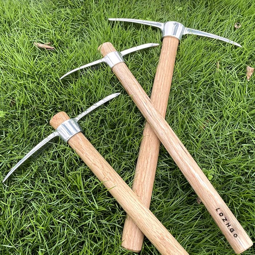 garden pick tool