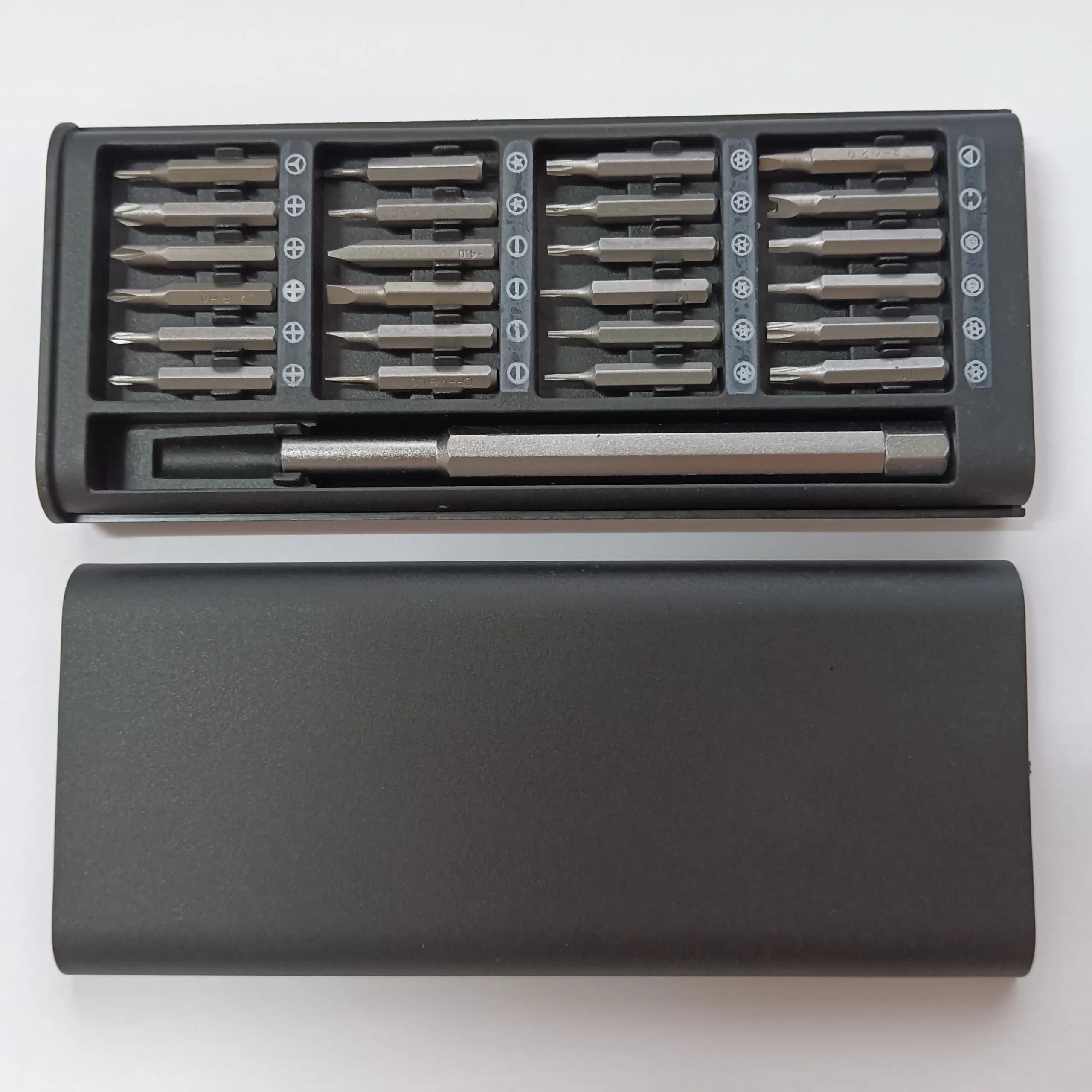 24 in 1 screwdriver set