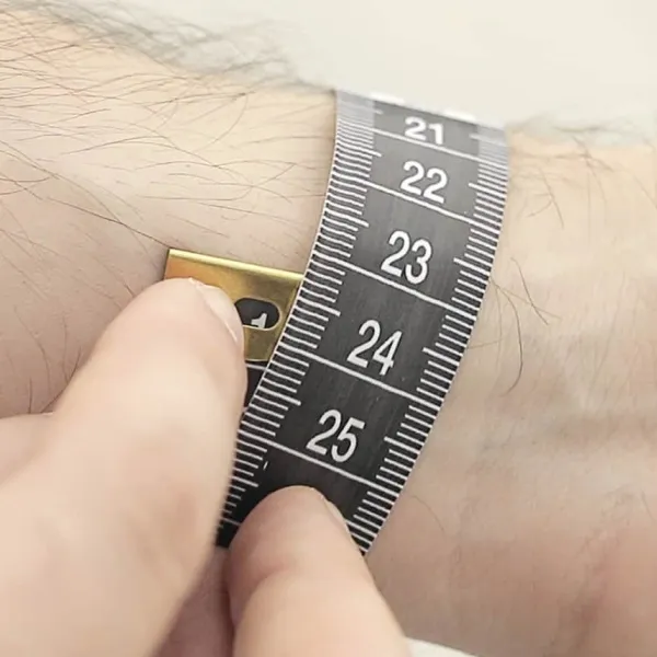 measure wrist size without tape
